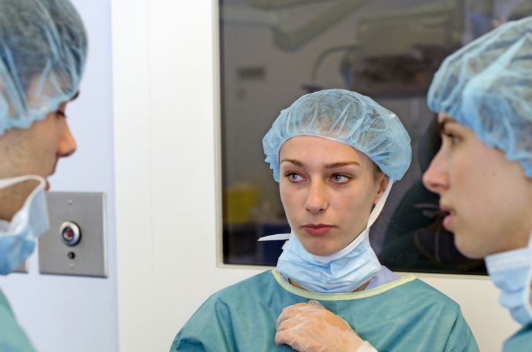 新宿で進化する都心の医療基盤多様な人々を支える内科クリニック最前線